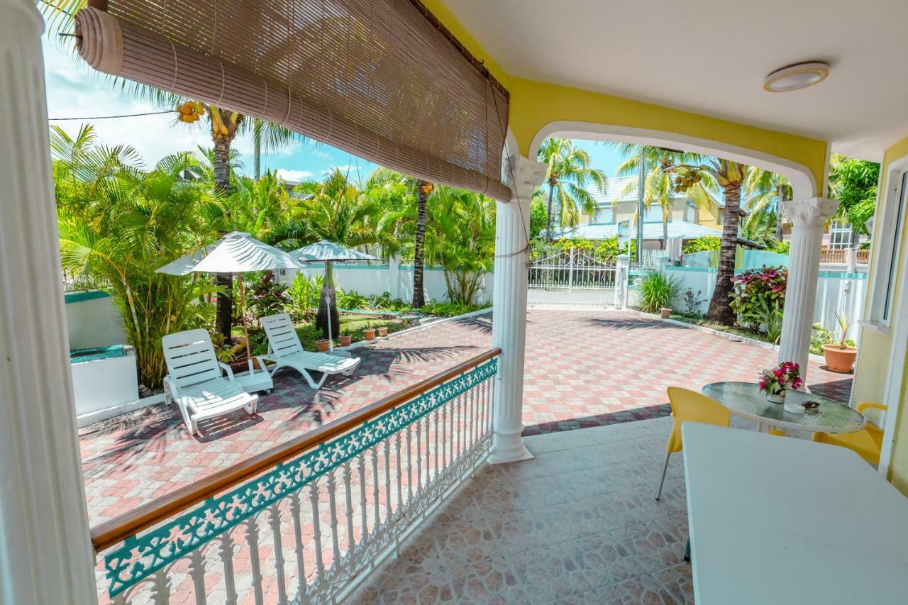 Villa Bella Charming Beachfront Guesthouse Blue Bay Zewnętrze zdjęcie